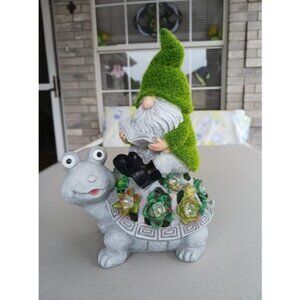 Garden turtle and gnome statue decoration,solar figurine with Light